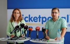 Hokejoví fanúšikovia sú nahnevaní, Ticketportal sa ospravedlňuje. V predaji lístkov na MS zlyhal