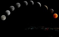 FOTO: Krvavý mesiac očaril viacerých fotografov. Tu je dôkaz