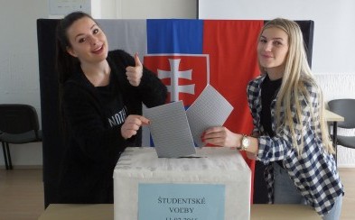 Stredoškoláci si budú môcť vyskúšať hlasovanie v simulovaných komunálnych voľbách