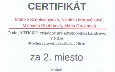 Budúce sestry zo Strednej zdravotníckej školy v Nitre si prebrali certifikáty na Ekonomickej univerzite v Bratislave