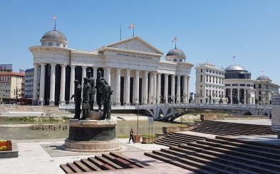 Skopje: Mesto, ktoré vás prekvapí množstvo sôch a krásnou architektúrou
