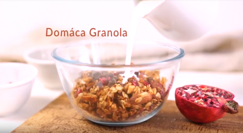 Videorecept: Domáca Granola podľa Lenivej kuchárky