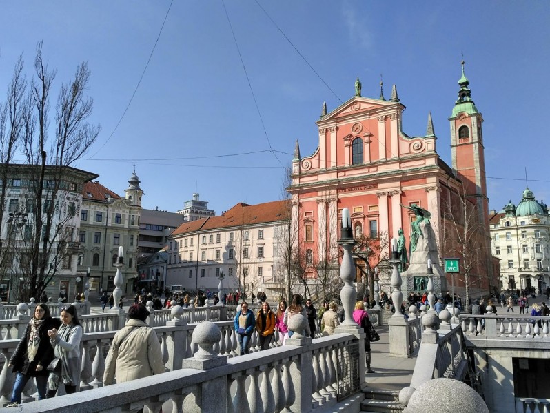 Bohinjské jazero, Dračí most či Slza uprostred jazera. Aj Slovinsko má čo ponúknuť