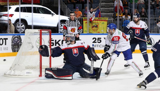 MS v hokeji: Slováci sklamali, Rusi si zatrénovali s Talianmi